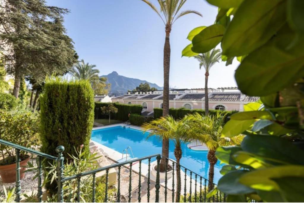 Aloha Gardens In Puerto Banus Apartment Marbella Luaran gambar