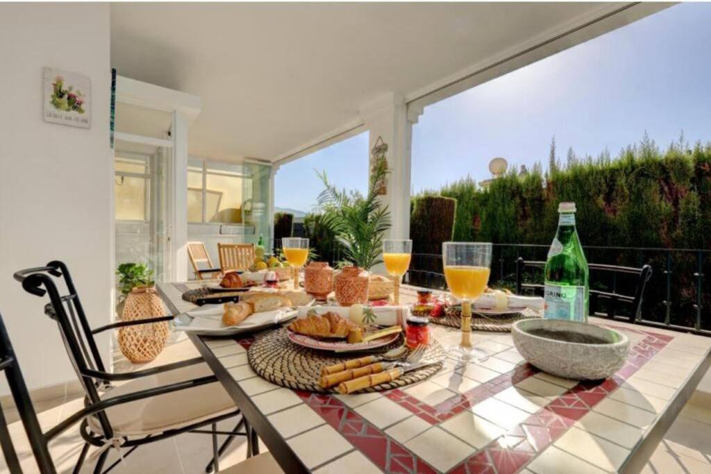 Aloha Gardens In Puerto Banus Apartment Marbella Luaran gambar